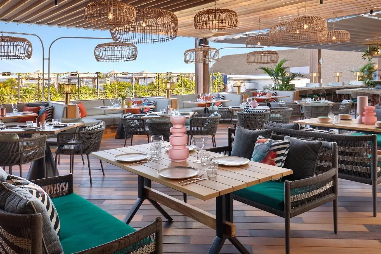 Tribe Bali Kuta Beach إندونيسيا
